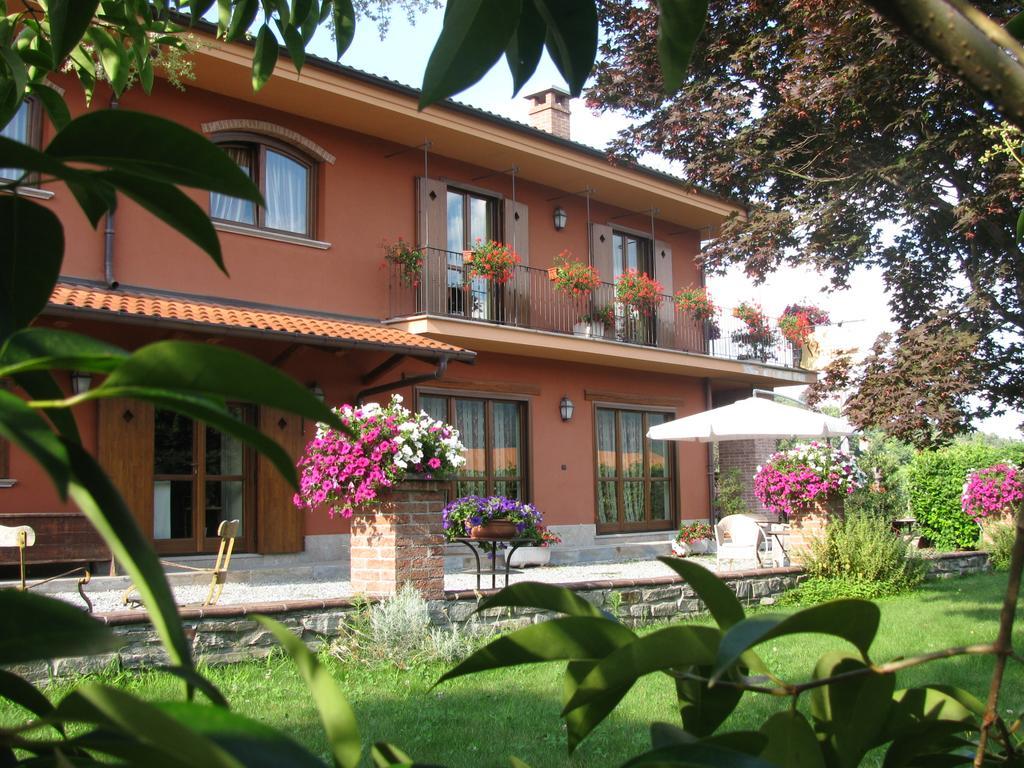 Agriturismo La Virginia Villa Revello Ngoại thất bức ảnh